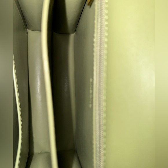 Avocado Green Sinbono Purae - Picture 5 of 6